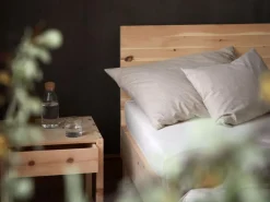 Grüne Erde Bett Akato, 180 x 200,