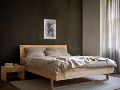 Grüne Erde Bett Akato, 180 x 200,