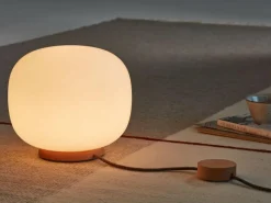 Grüne Erde Bodenleuchte Tando inkl. Leuchtmittel, Buche