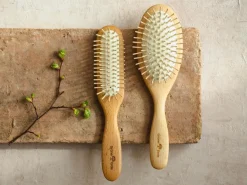 Grüne Erde Haarbürste oval, ca. 23 cm, Buchenholz, Naturkautschuk