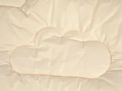 Kinder Grüne Erde Kinder Ganzjahresdecke Schafschurwolle mit Wolkensteppung, 100 x 140 cm, 200 g/m2 GOTS, NATURTEXTIL BEST