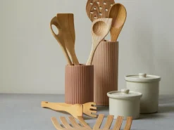 Grüne Erde Kochlöffel aus Eschenholz, geölt, 30 x 6 cm