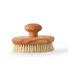 Grüne Erde Massagebürste mit Halteknopf, ca. 12 x 8 cm, Olivenholz