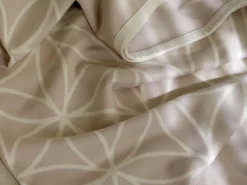 Grüne Erde Meditationsdecke Blume des Lebens, natur/quarz, 150 x 200 cm, 100 % Baumwolle, GOTS