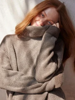 Grüne Erde Pullover aus Yakwolle, 63 yak ribstrick/mittelbraun, L