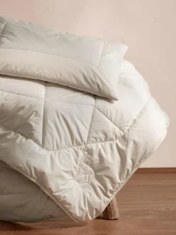 Grüne Erde Schlafkissen Alpaka/Schurwolle, mittel, 60 x 80 cm