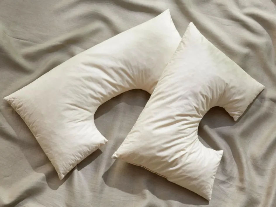 Grüne Erde Schulterkissen mit Ausnehmung, gefüllt mit Latexflocken, 40 x 60 cm, GOTS, NATURTEXTIL BEST