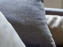 Grüne Erde Set: Sofakissen mit Überzug, 60 x 105 cm, Überzug: Wollstoff Tano Natur (79), Füllung: 100 % Schurwolle , mit verdeckter Knopfleiste