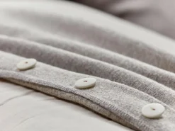 Grüne Erde Set: Sofakissen mit Überzug, , Überzug: Wollstoff Tano Natur (79), Füllung: 100 % Schurwolle , mit verdeckter Knopfleiste