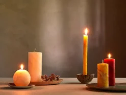 Grüne Erde Tafelkerzen aus Bienenwachs, , Höhe 25 cm, ø 2 cm, 4 Stk.