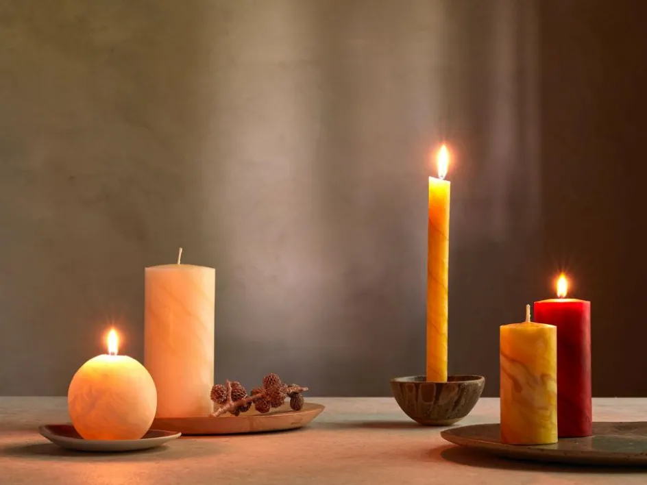 Grüne Erde Tafelkerzen aus Bienenwachs, , Höhe 25 cm, ø 2 cm, 4 Stk.