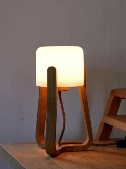 Grüne Erde Tischleuchte Torasu, Höhe 30 cm, Ø 14 cm, Eiche, inkl. Leuchtmittel